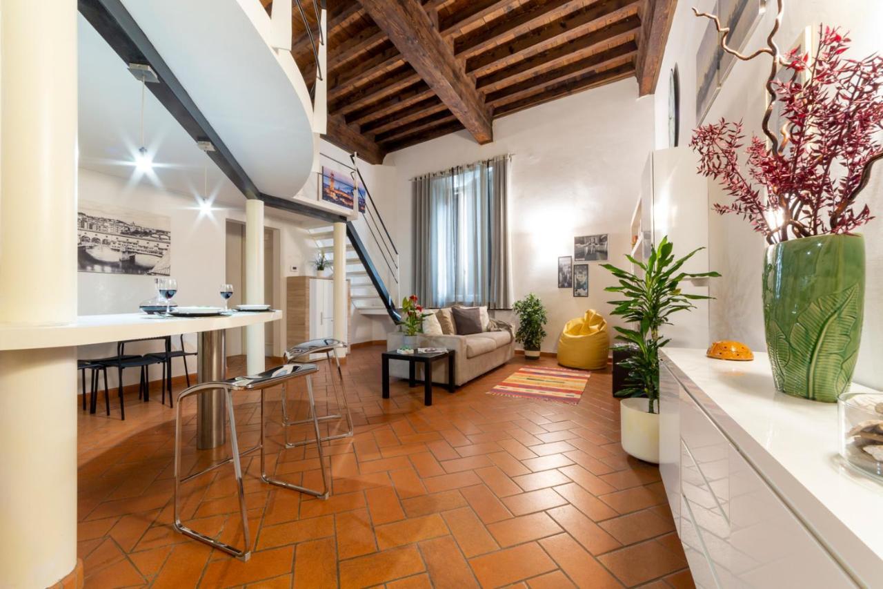 Guelfi Loft In A Historic Palace Florence Exterior photo
